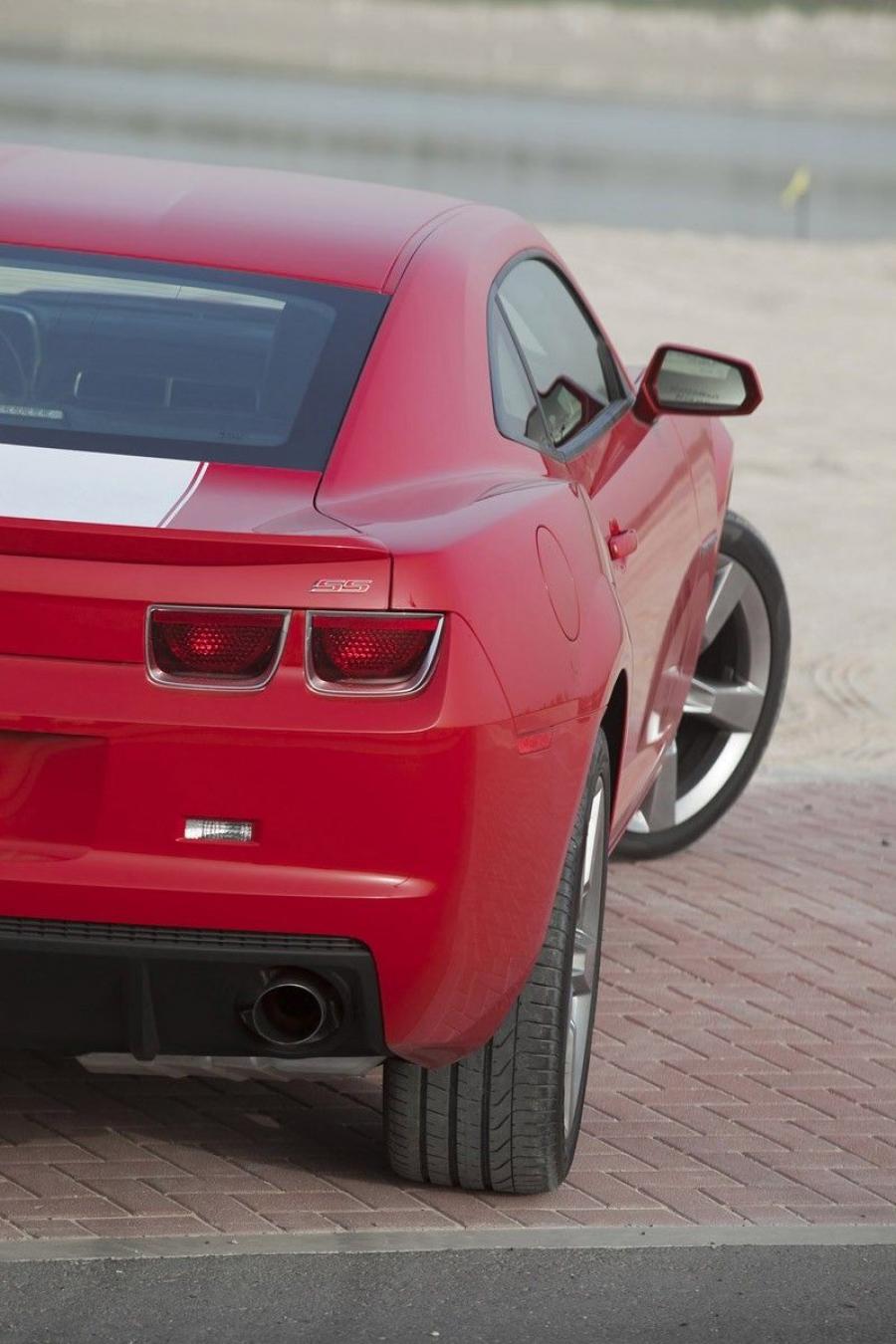  Chevrolet Camaro 2010 года  (фото 20 из 370)